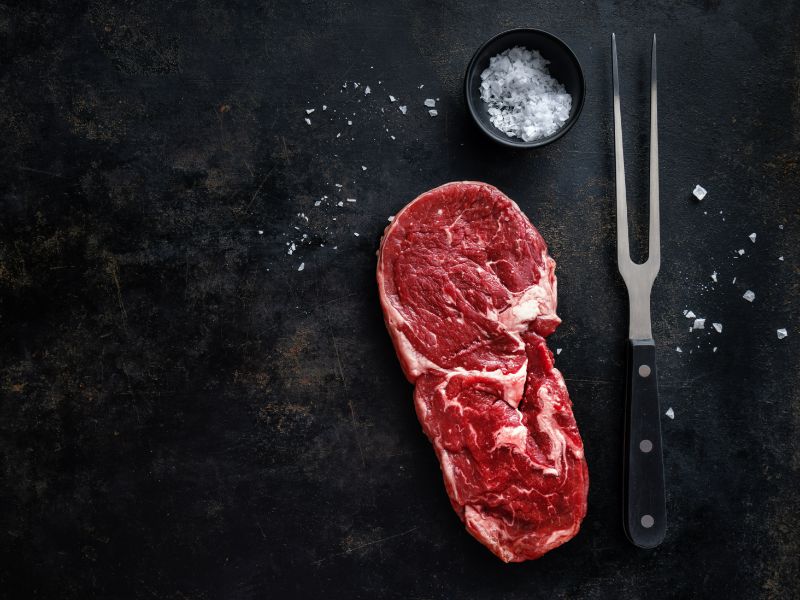 Comment utiliser le MSG sur un steak : techniques pour rehausser la saveur